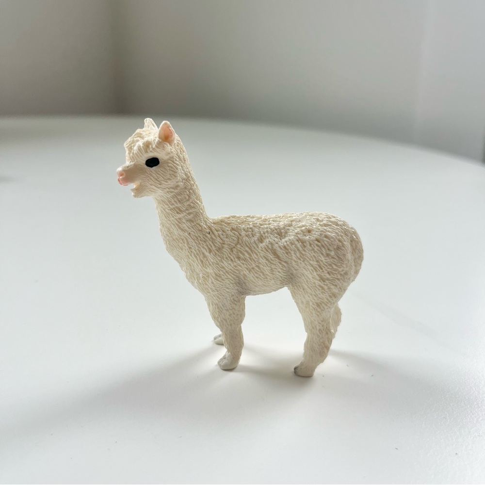 Schleich llama Classic Toy Figurine Figure Farm Animal Collectible